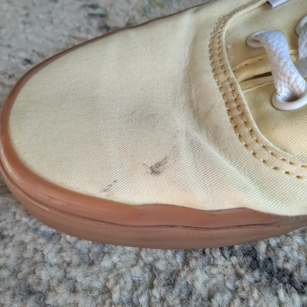 Vans - Picture 4 of 6